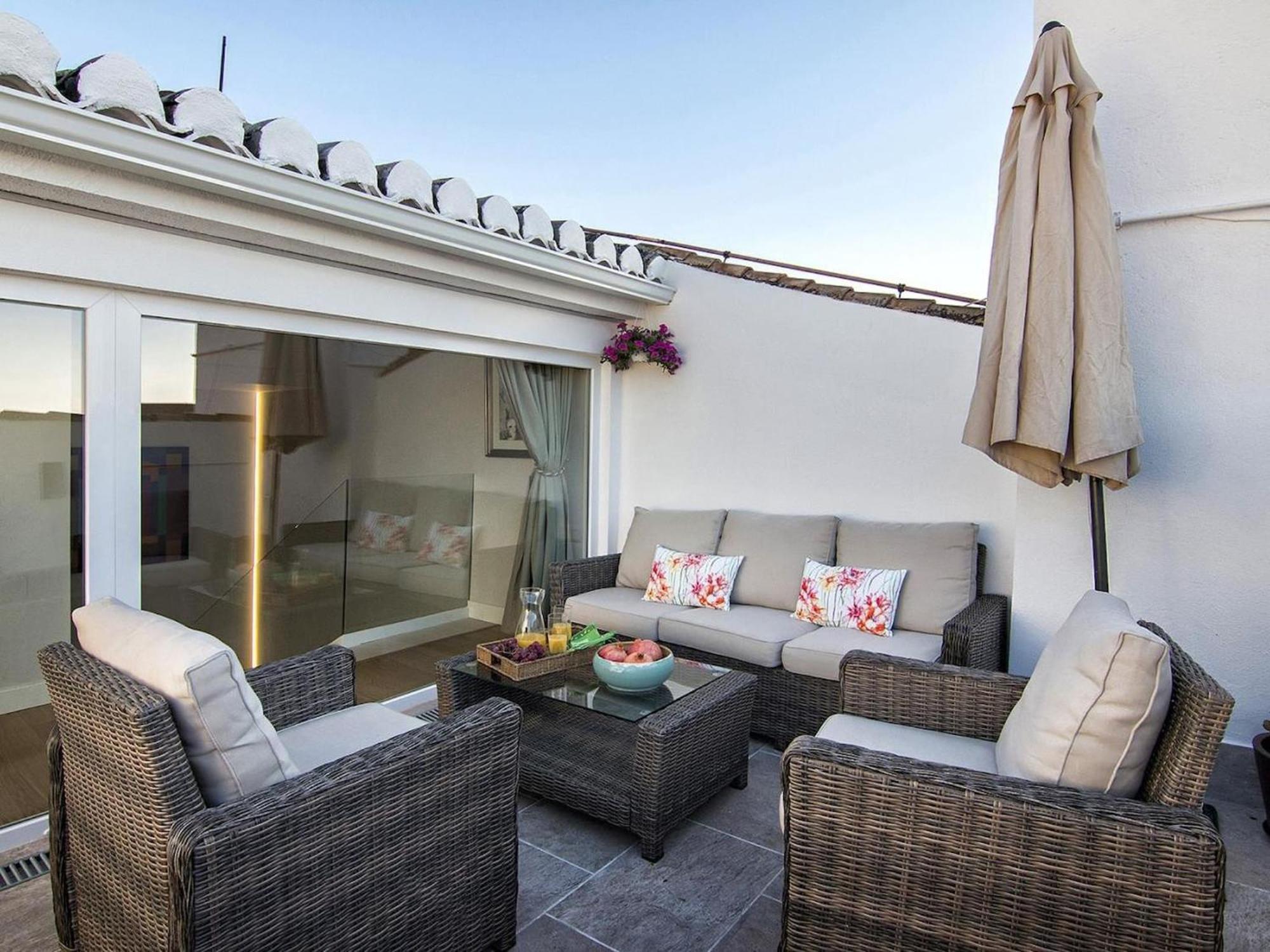 Chezmoihomes Premium Loft Private Terrace グラナダ エクステリア 写真